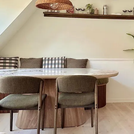 Cozy Two-floor In קופנהגן