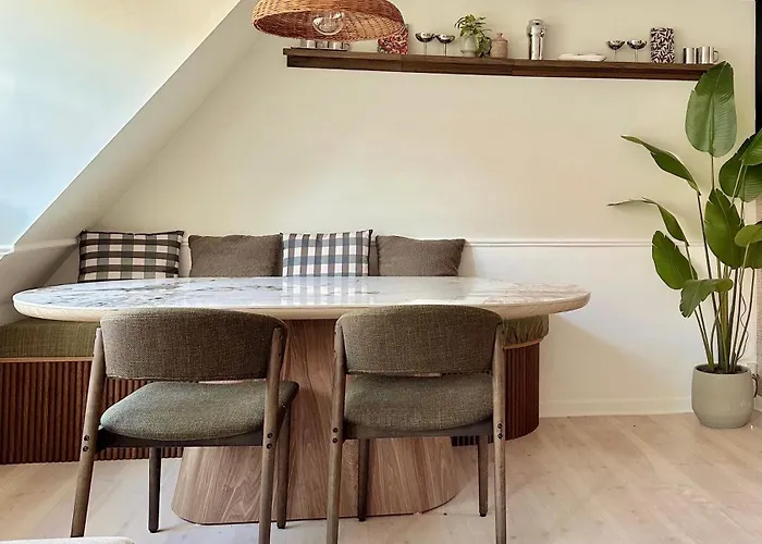 Cozy Two-floor In Kopenhagen